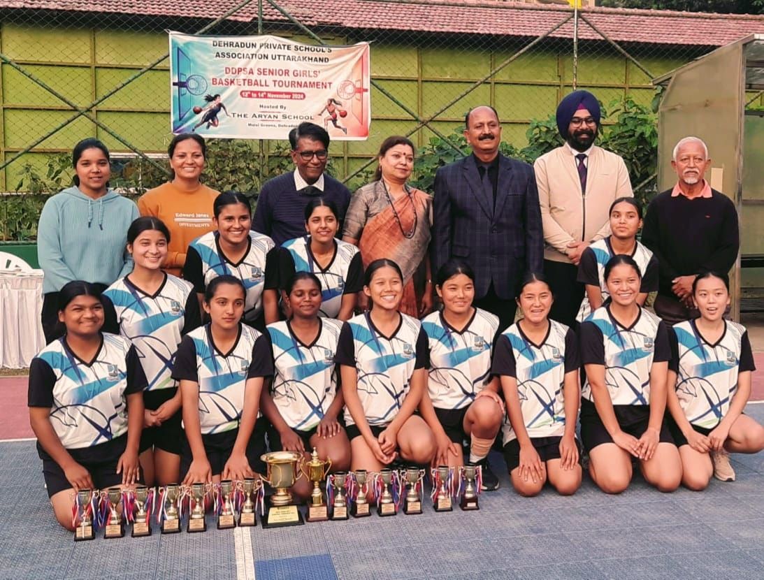 Queens of the Court!