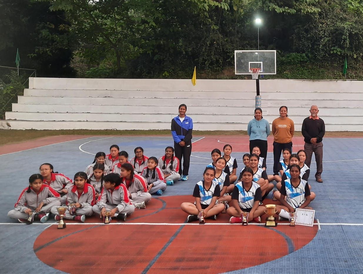 Queens of the Court!