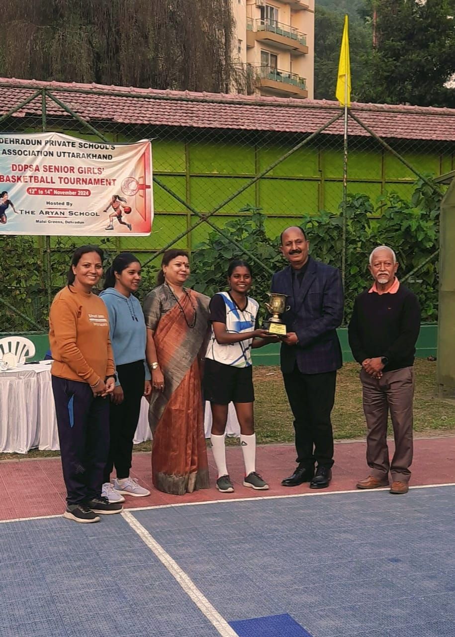 Queens of the Court!